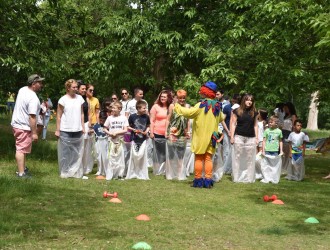 1st of June 19 event – The Children with the kites