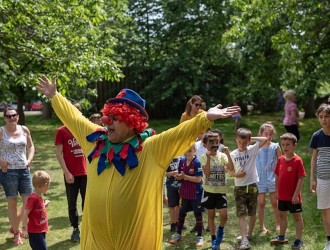 1st of June 19 event – The Children with the kites