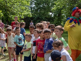 1st of June 19 event – The Children with the kites
